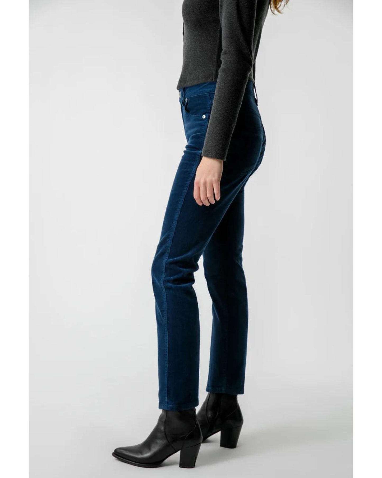 AMO Corduroy Chloe Crop Nepture