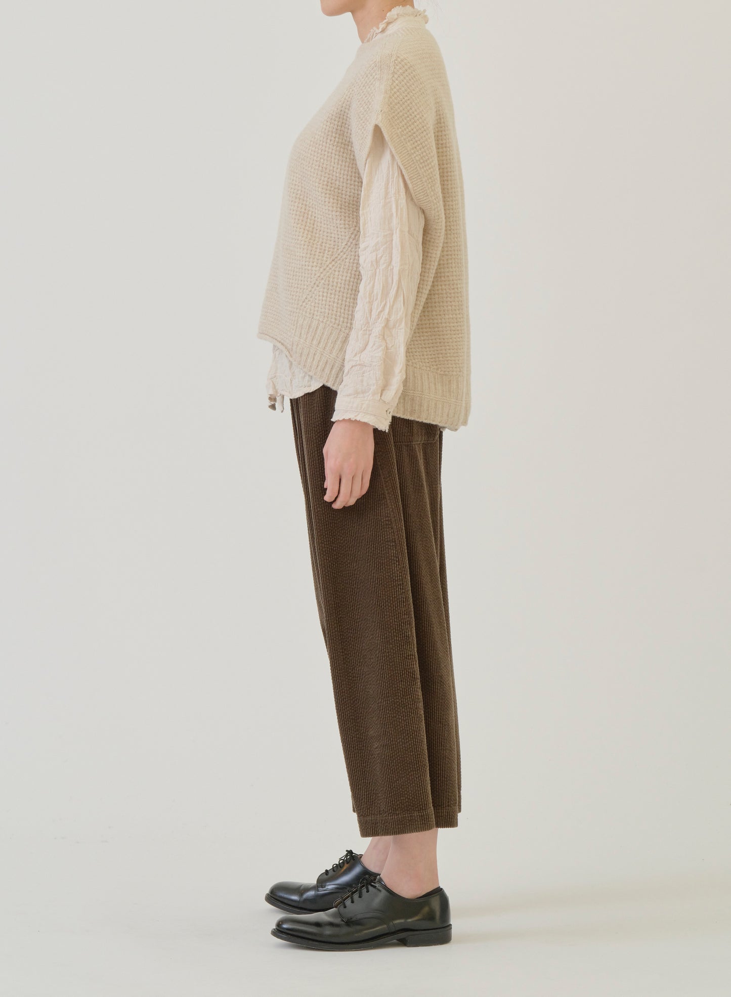 Pas de Calais Cashmere Blend Lambs Wool Boat Neckline Vest Ivory-Pas De Calais-Thistle Hill