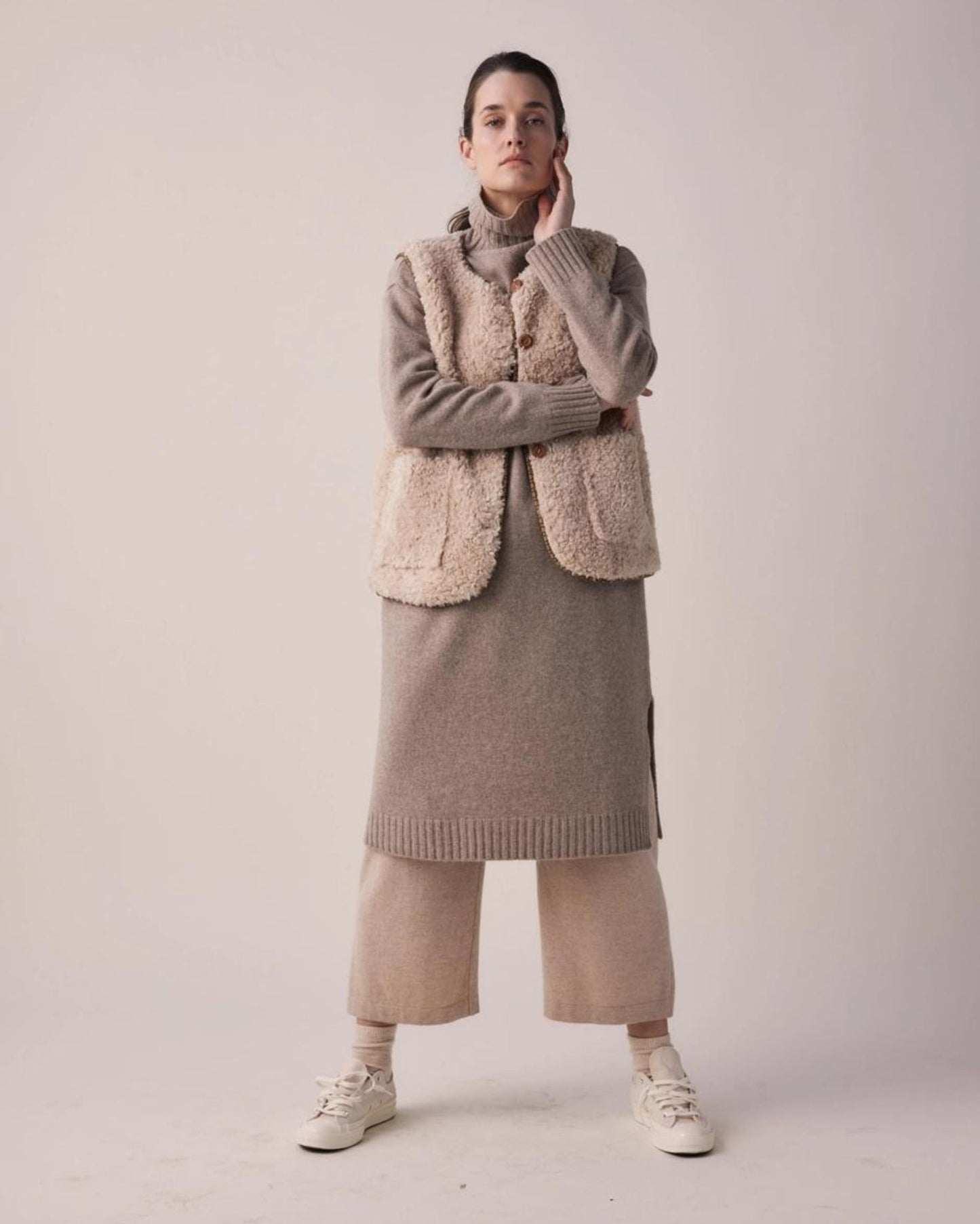 Amente Wool Blended Reversible Vest Oatmeal
