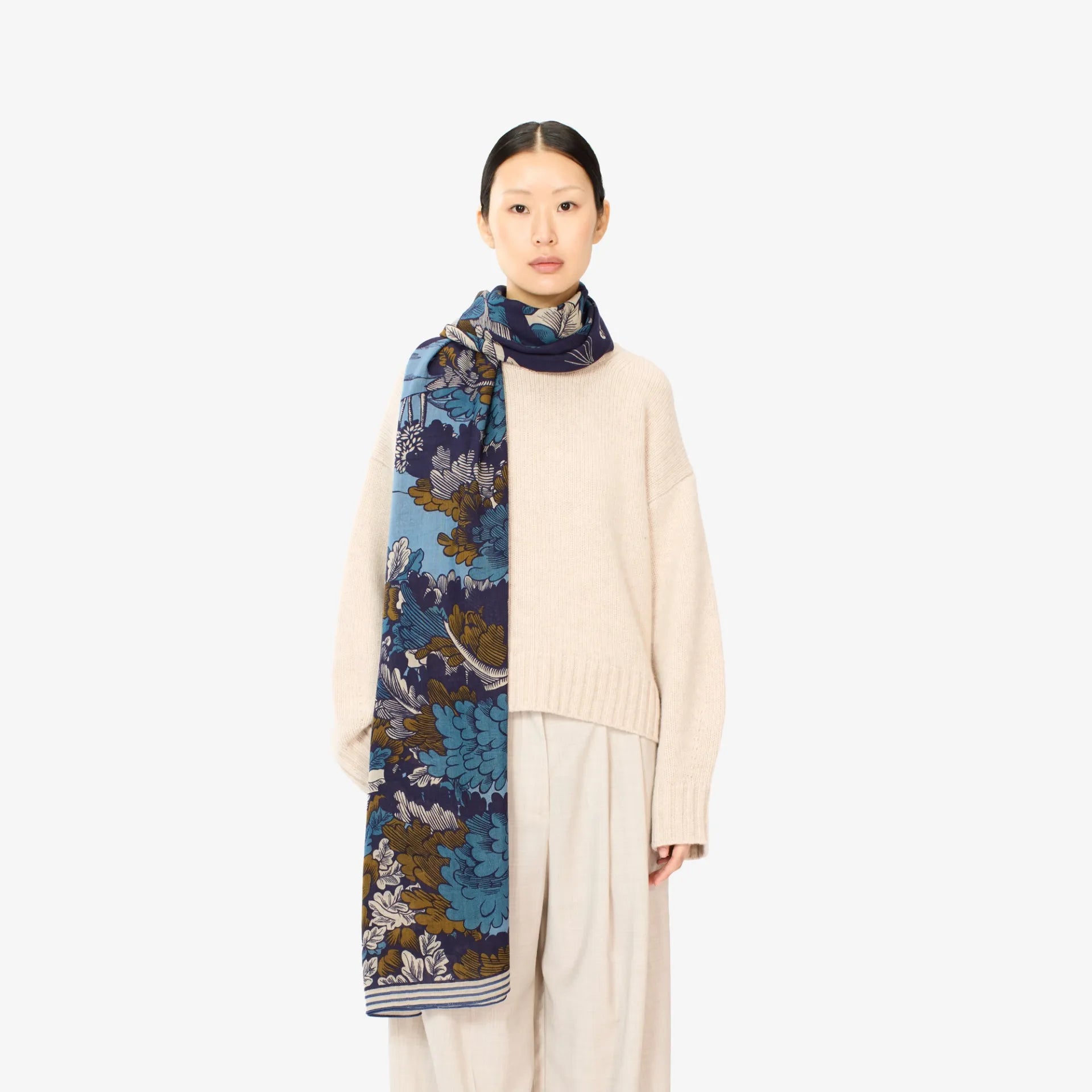 Inoui Editions Scarf 100 Panthere Blue-Inoui Editions-Thistle Hill