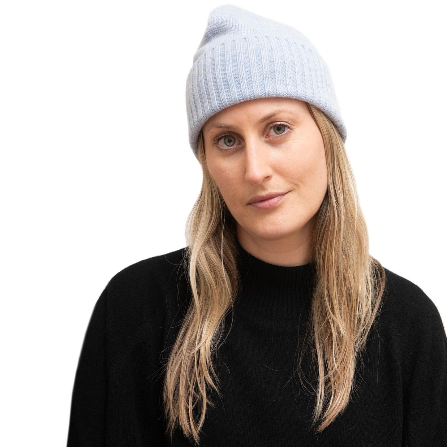 Meg Cohen Cashmere Flat Hat Pale Heather Blue