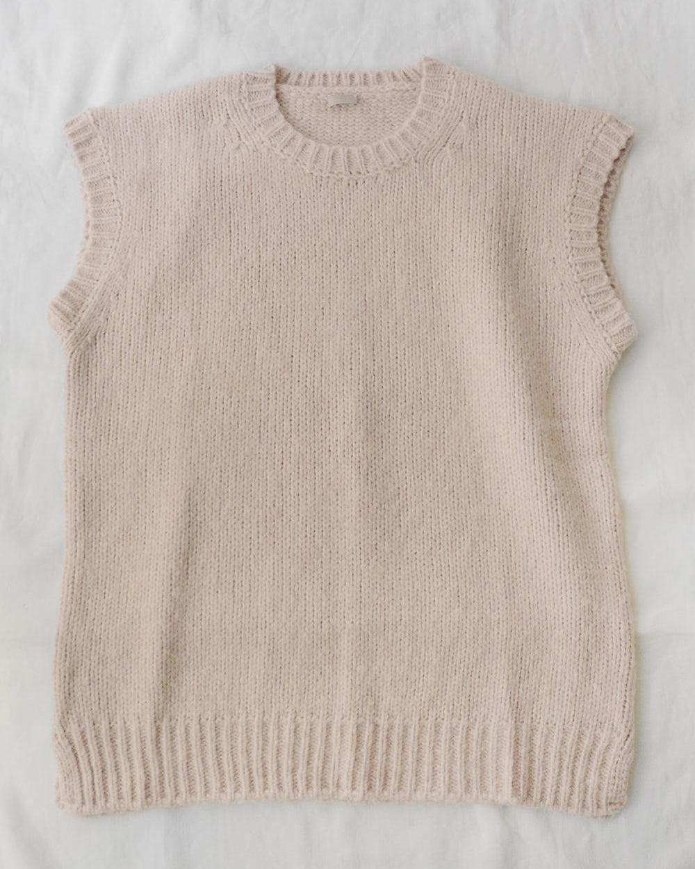 Makie Oversized Vest Sakura-Makie-Thistle Hill