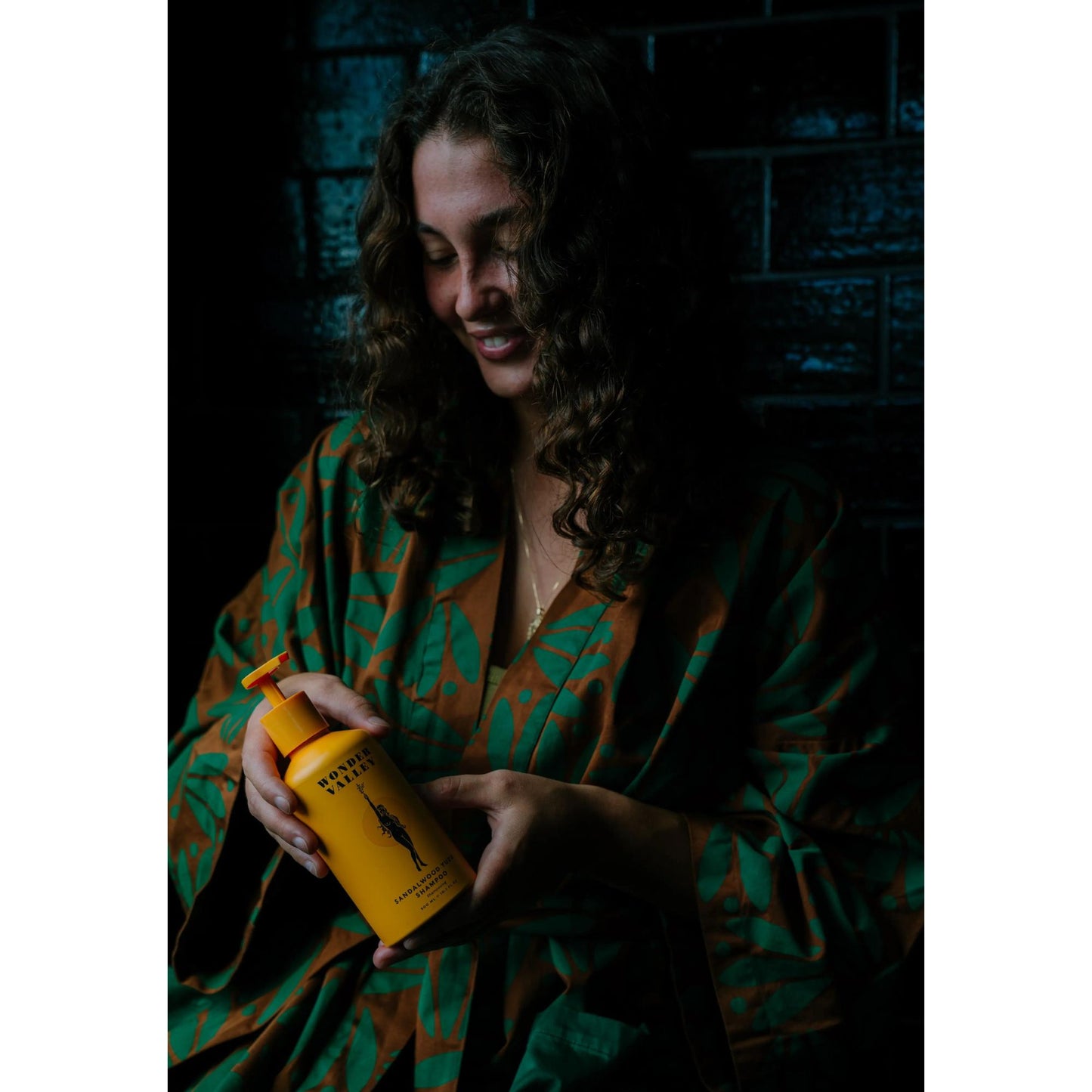 Wonder Valley Sandalwood Yuzu Shampoo