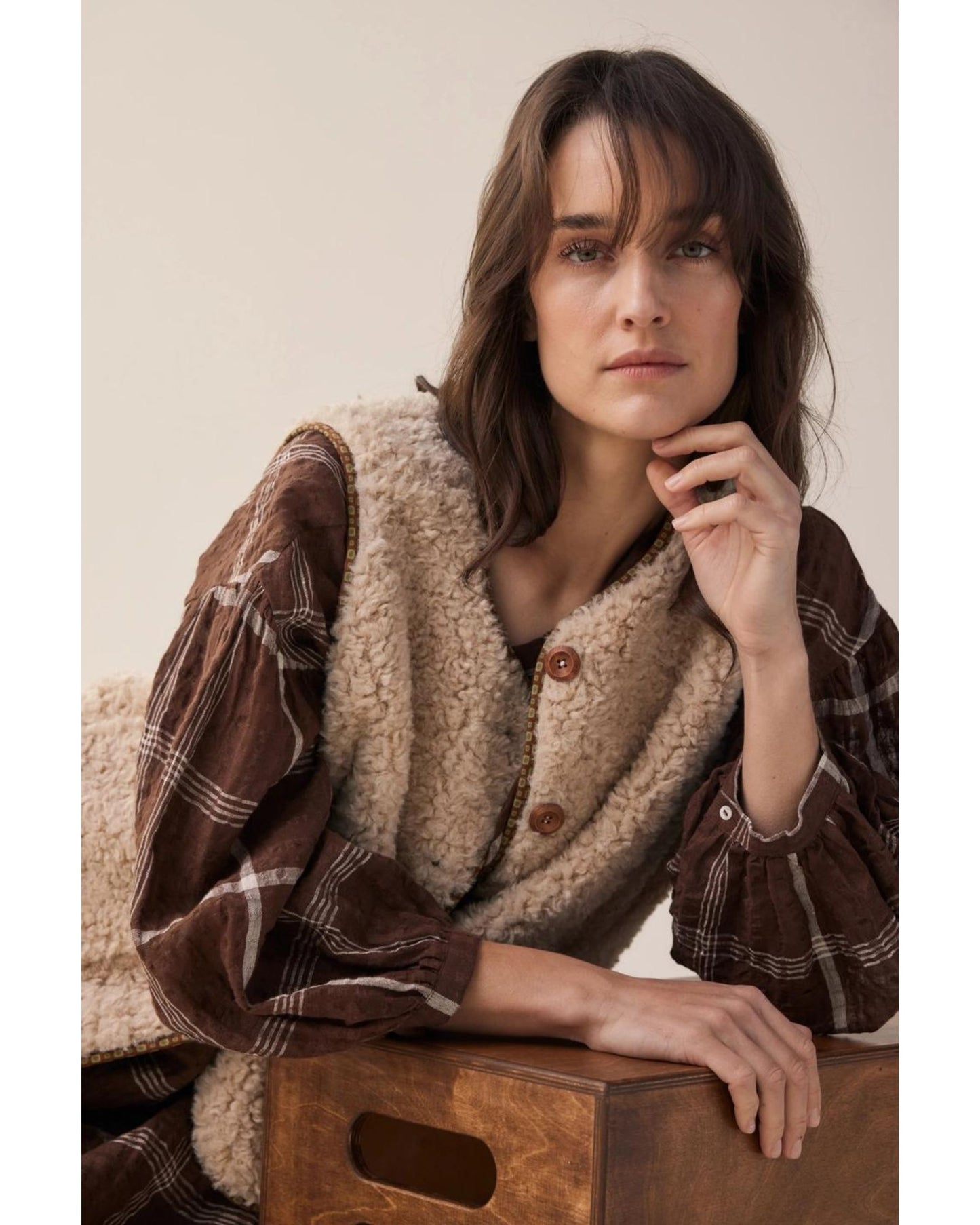 Amente Wool Blended Reversible Vest Oatmeal