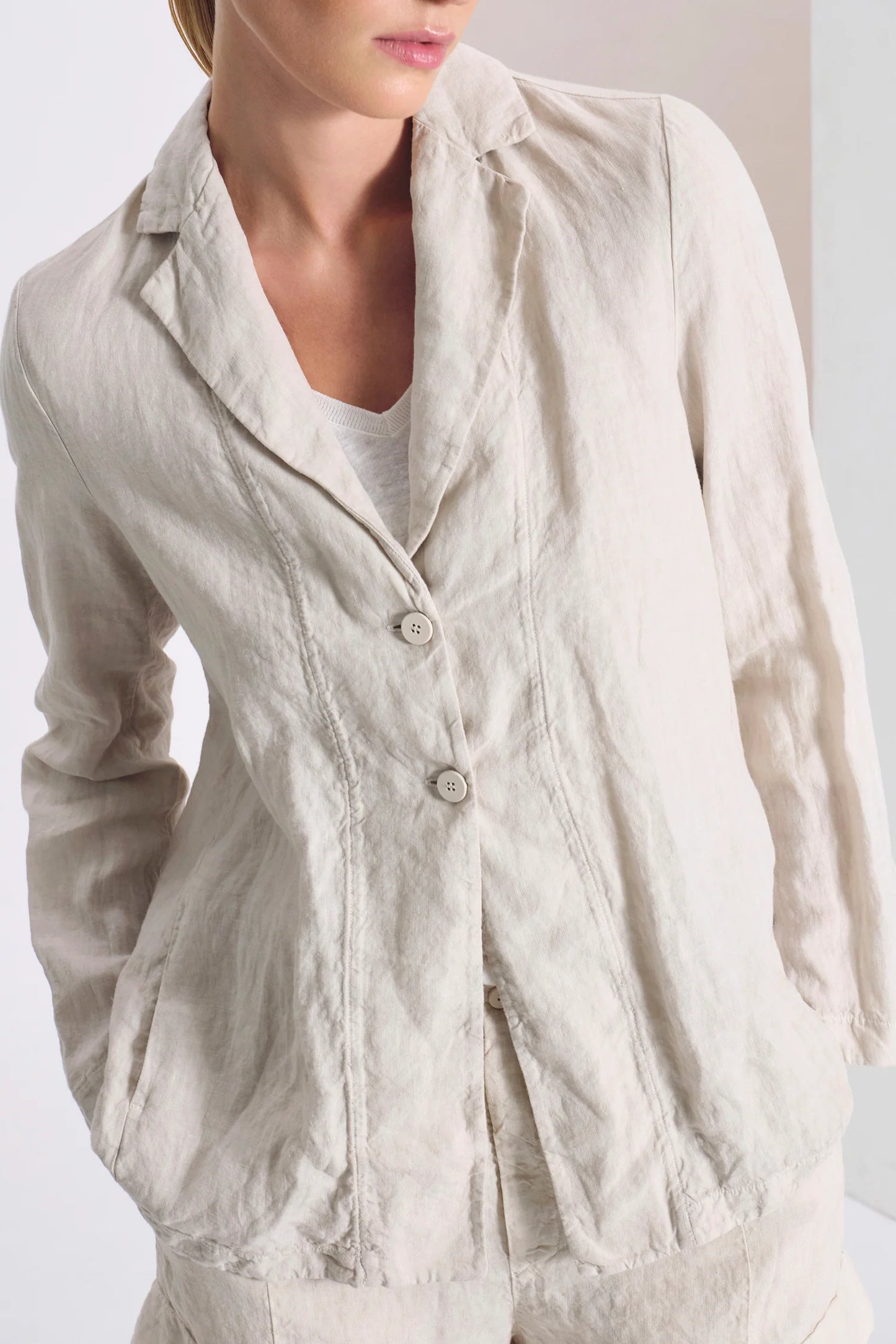 Transit Straight Fit Two-Button Linen Jacket Chalk-Transit-Thistle Hill