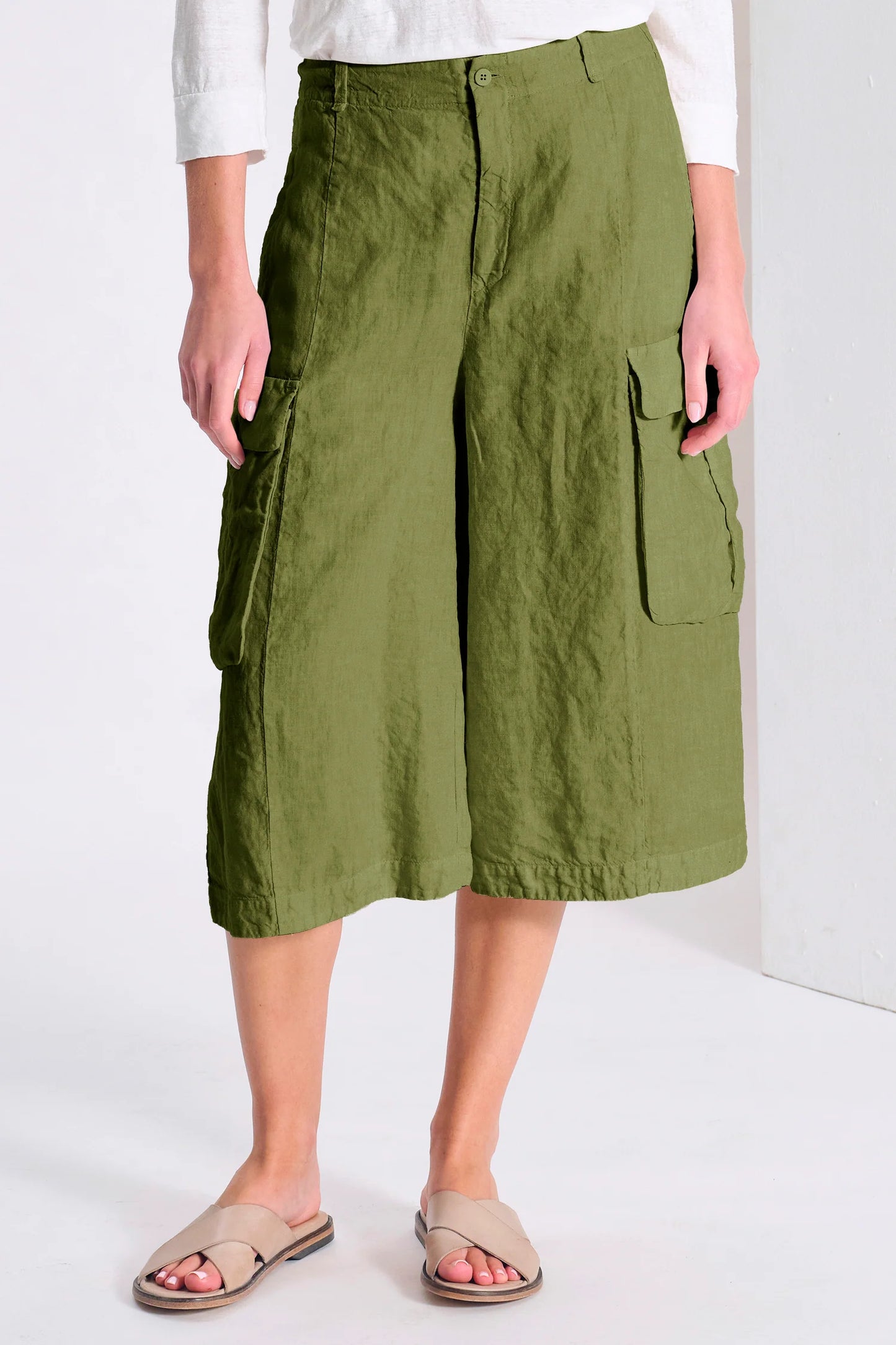 Transit Long, Wide-Leg, Linen Bermuda Shorts with Pockets Olive-Transit-Thistle Hill