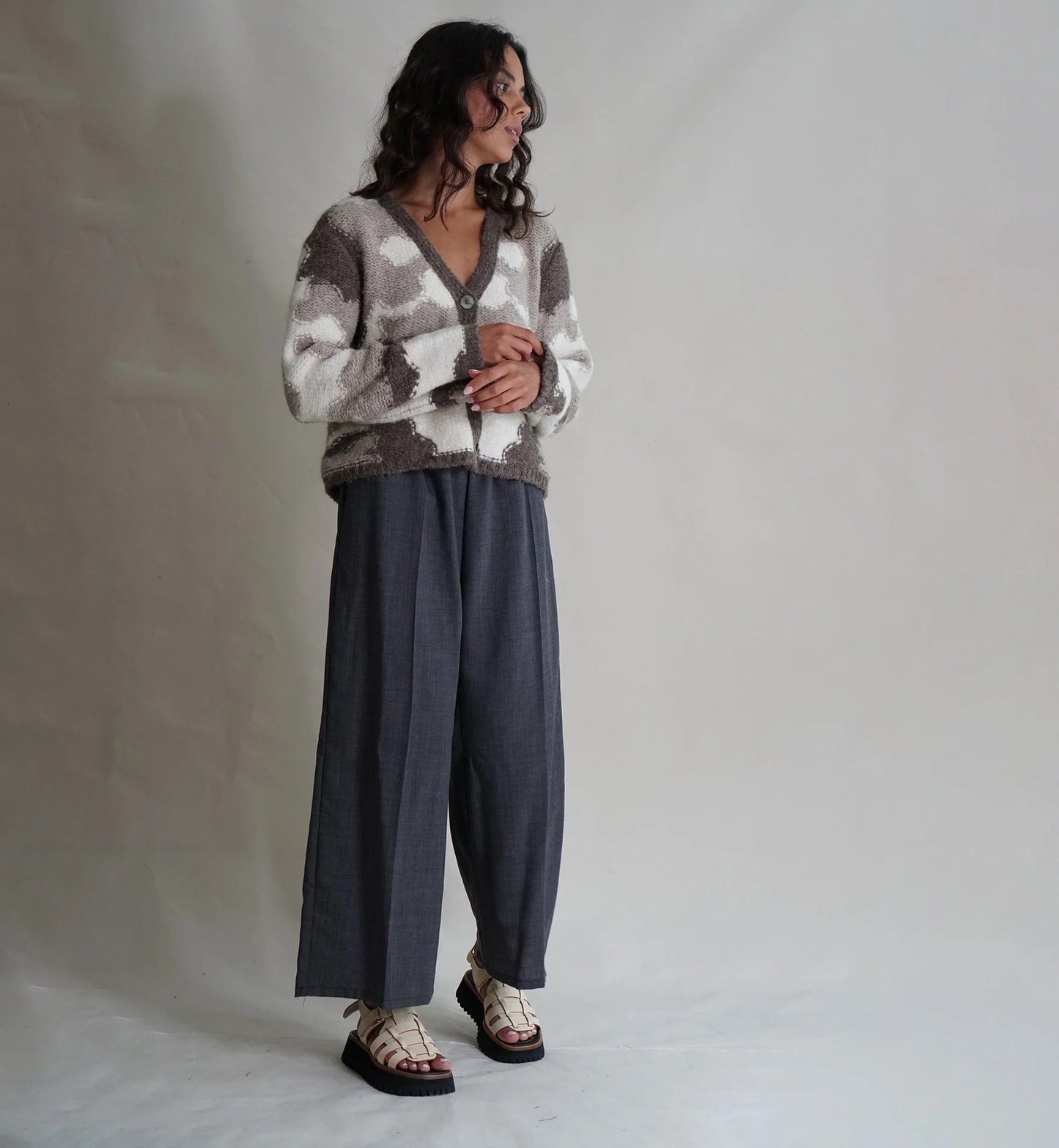 Proche Mid Century Cardigan Sand