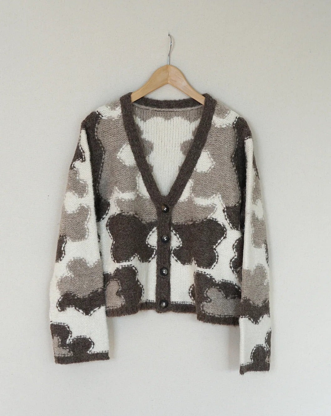 Proche Mid Century Cardigan Sand