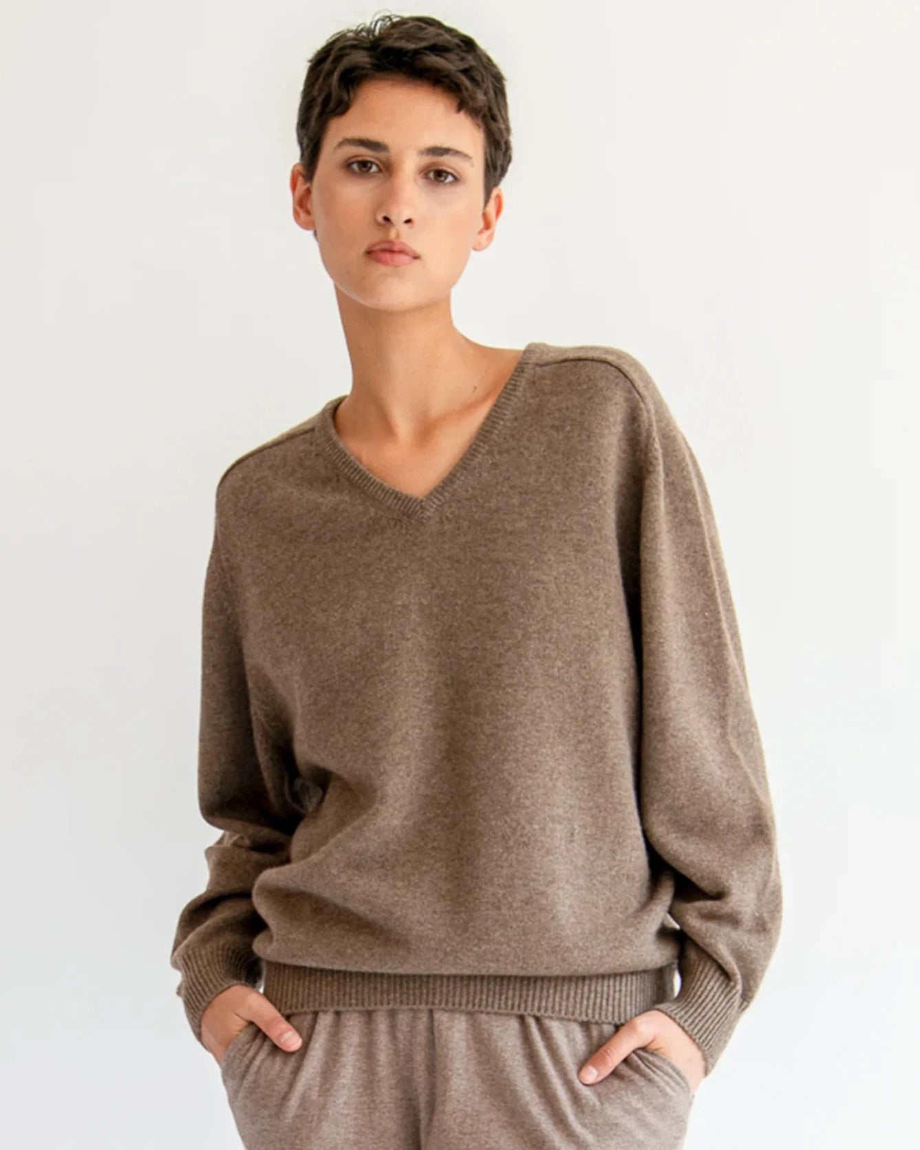 Demylee Jovie Cashmere Sweater Undyed Beige Thistle Hill Demylee Jovie Cashmere Sweater Undyed Beige Thistle Hill
