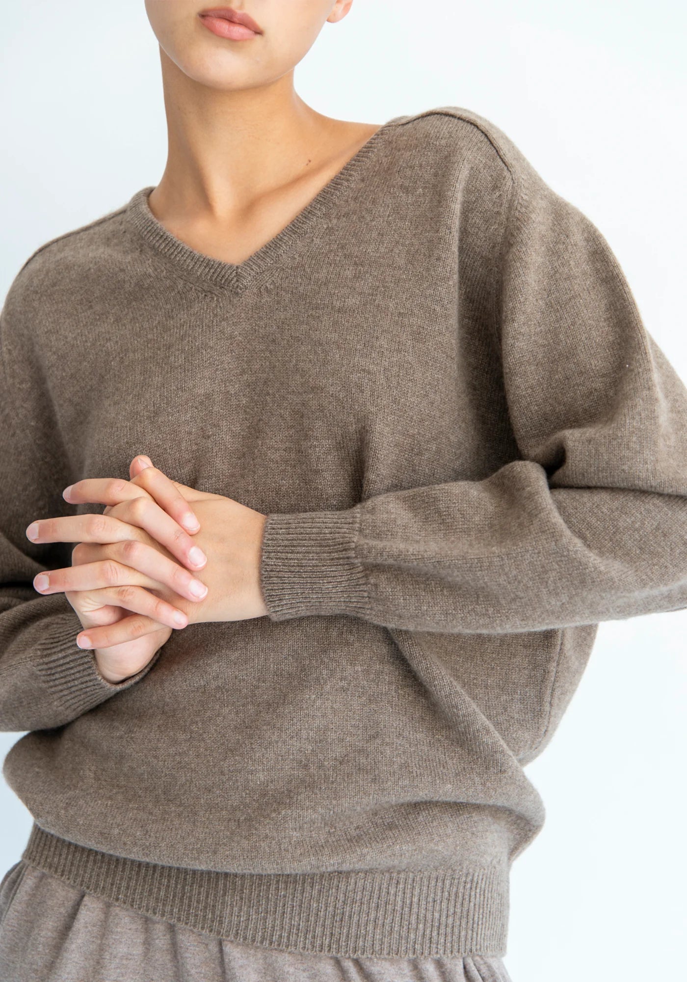 Demylee Jovie Cashmere Sweater Undyed Beige-Demylee-Thistle Hill