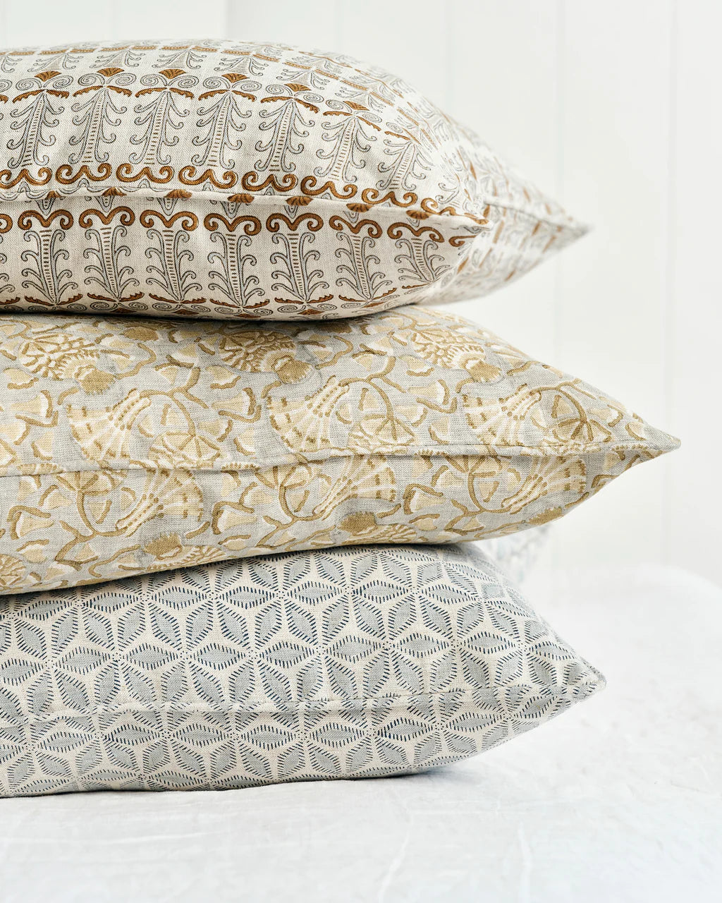 Walter G Iznik Elm Linen Cushion-Walter G-Thistle Hill