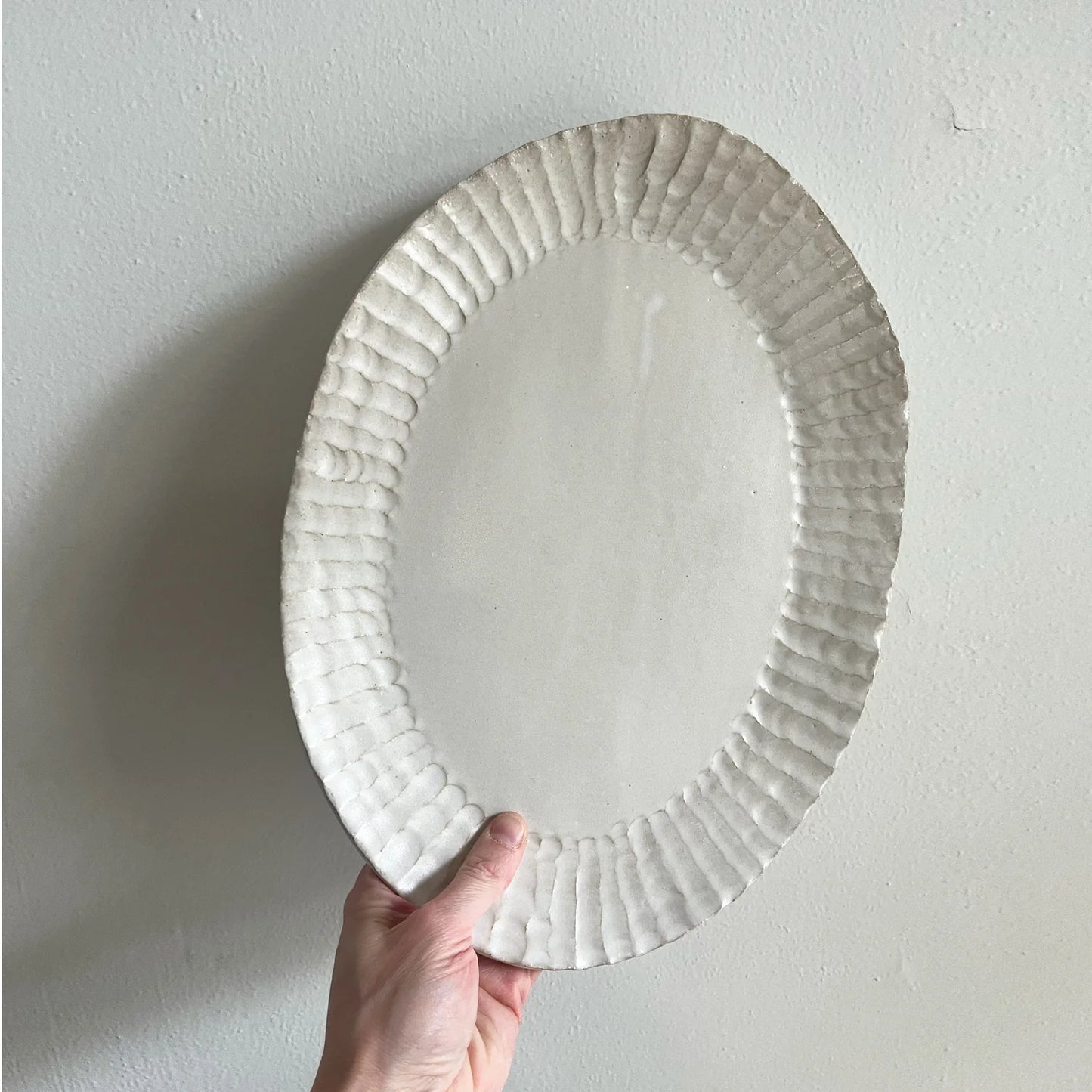Ribbed Edge Platter Wide-Thistle Hill-Thistle Hill