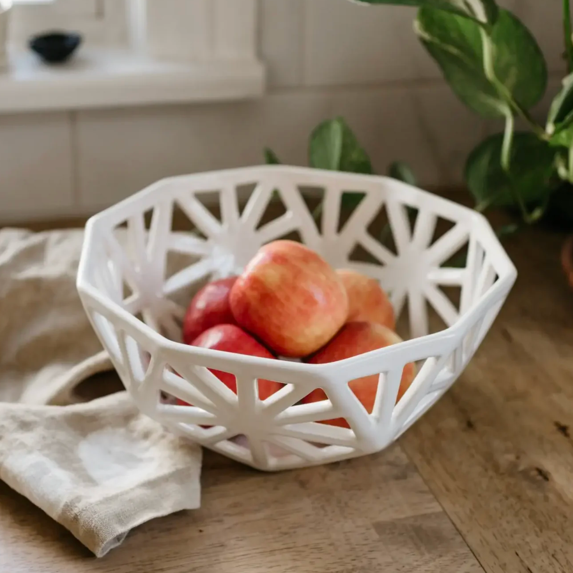 Ceramic woven outlet fruit bowl