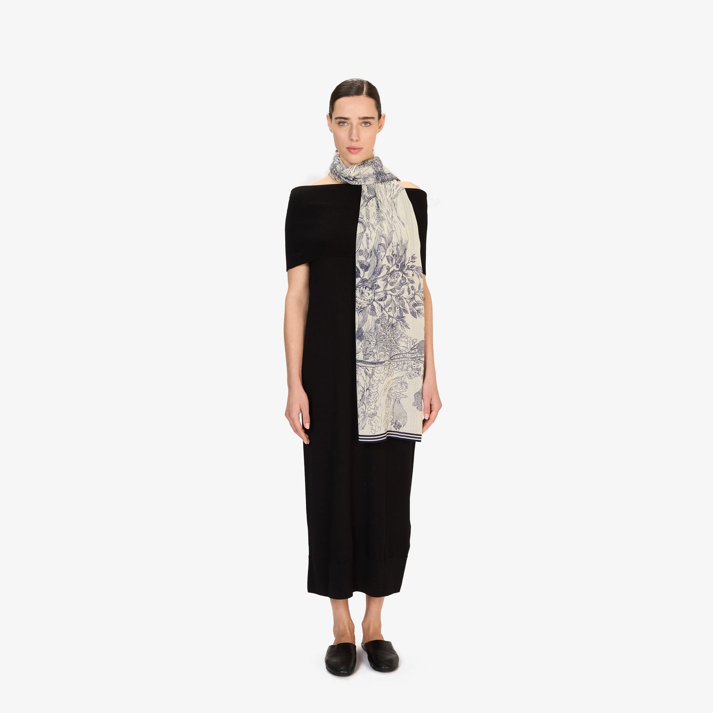 Inoui Editions Scarf 70 Histoire White-Inoui Editions-Thistle Hill