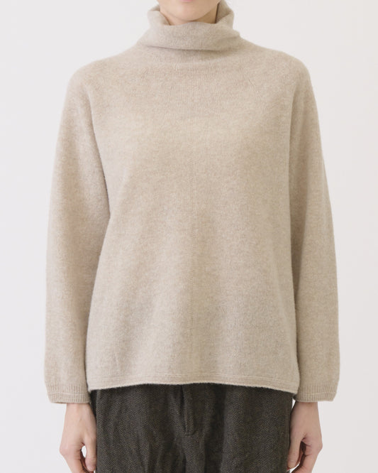 Pas de Calais Fine Wool Loose Turtleneck Pullover Beige-Pas De Calais-Thistle Hill