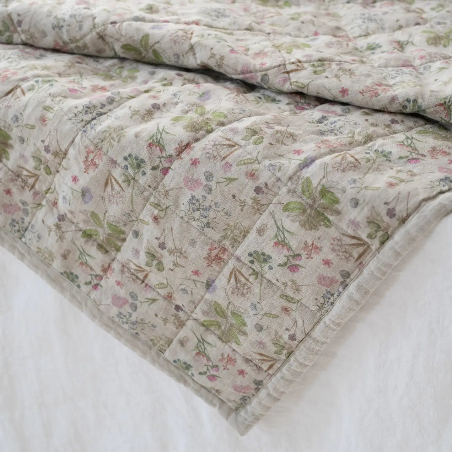 Botanical Linen Quilt-Thistle Hill-Thistle Hill