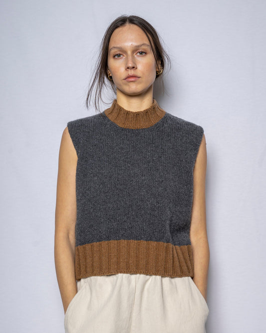MJ Watson Wool Vest Charcoal +Brown
