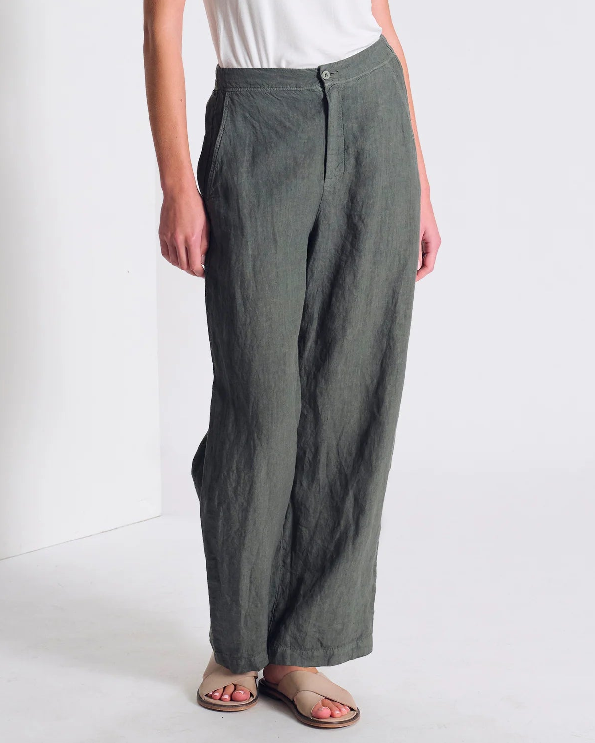 Transit Comfort Fit Linen Trousers with Elastic Waistband at the Back and Fake Welt Pockets Green-Transit-Thistle Hill