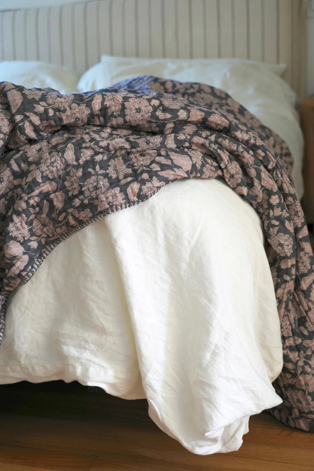 House No.23 Floral Gauze Sherpa Cotton Blanket Anthracite-House No. 23-Thistle Hill