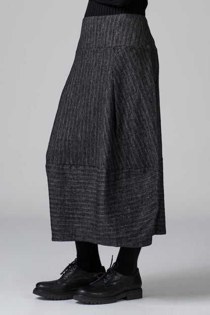 Transit Lined Skirt Bombé Shape in Herringbone-Transit-Thistle Hill