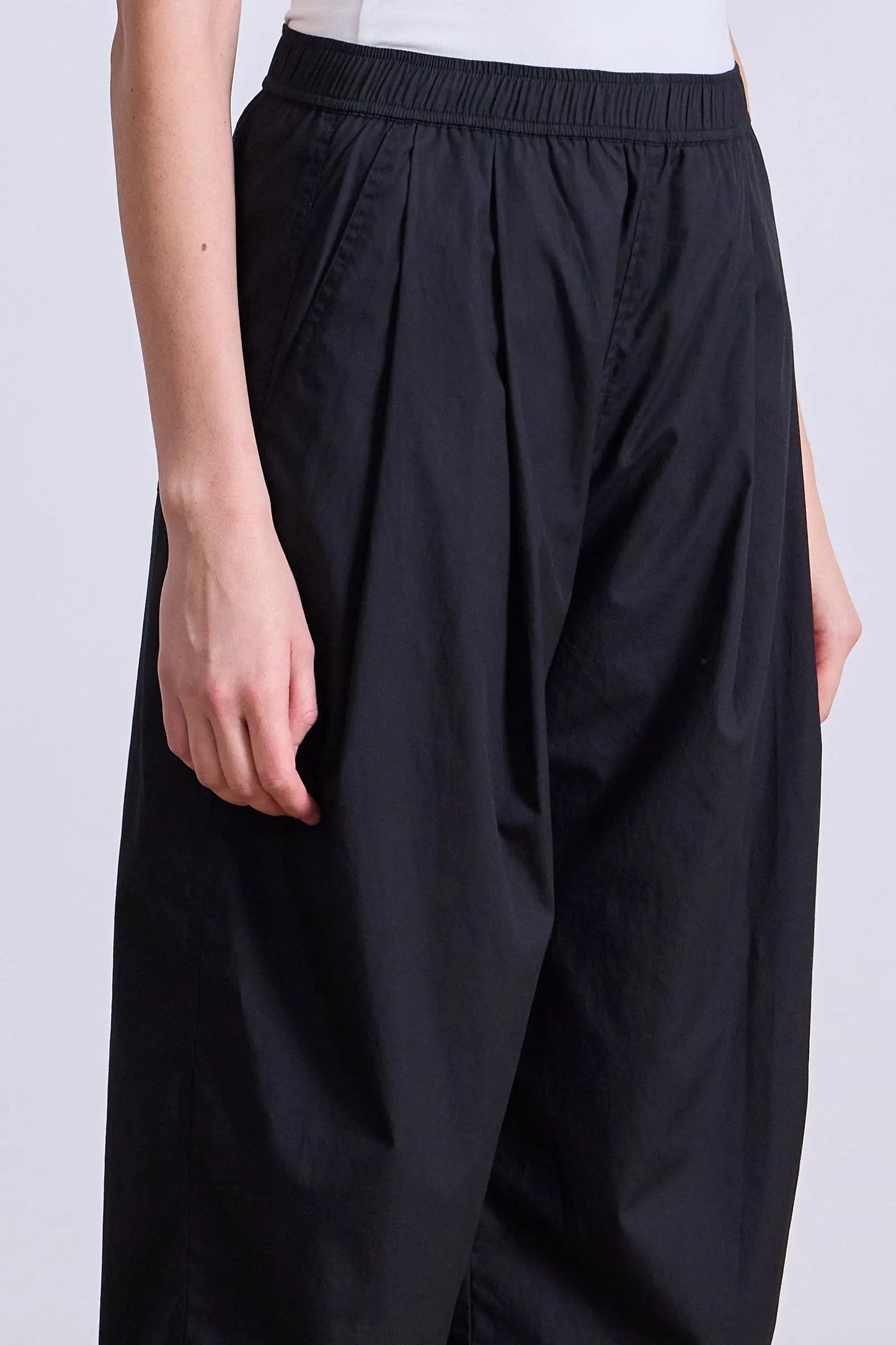 Apiece Apart Spa Pleat Pant Black-Apiece Apart-Thistle Hill