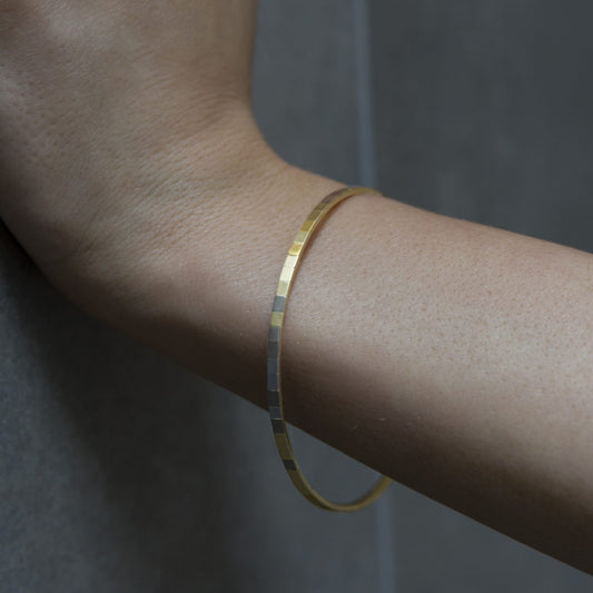 Sia Taylor 18K Rainbow Horizon Faceted Bangle-Sia Taylor-Thistle Hill