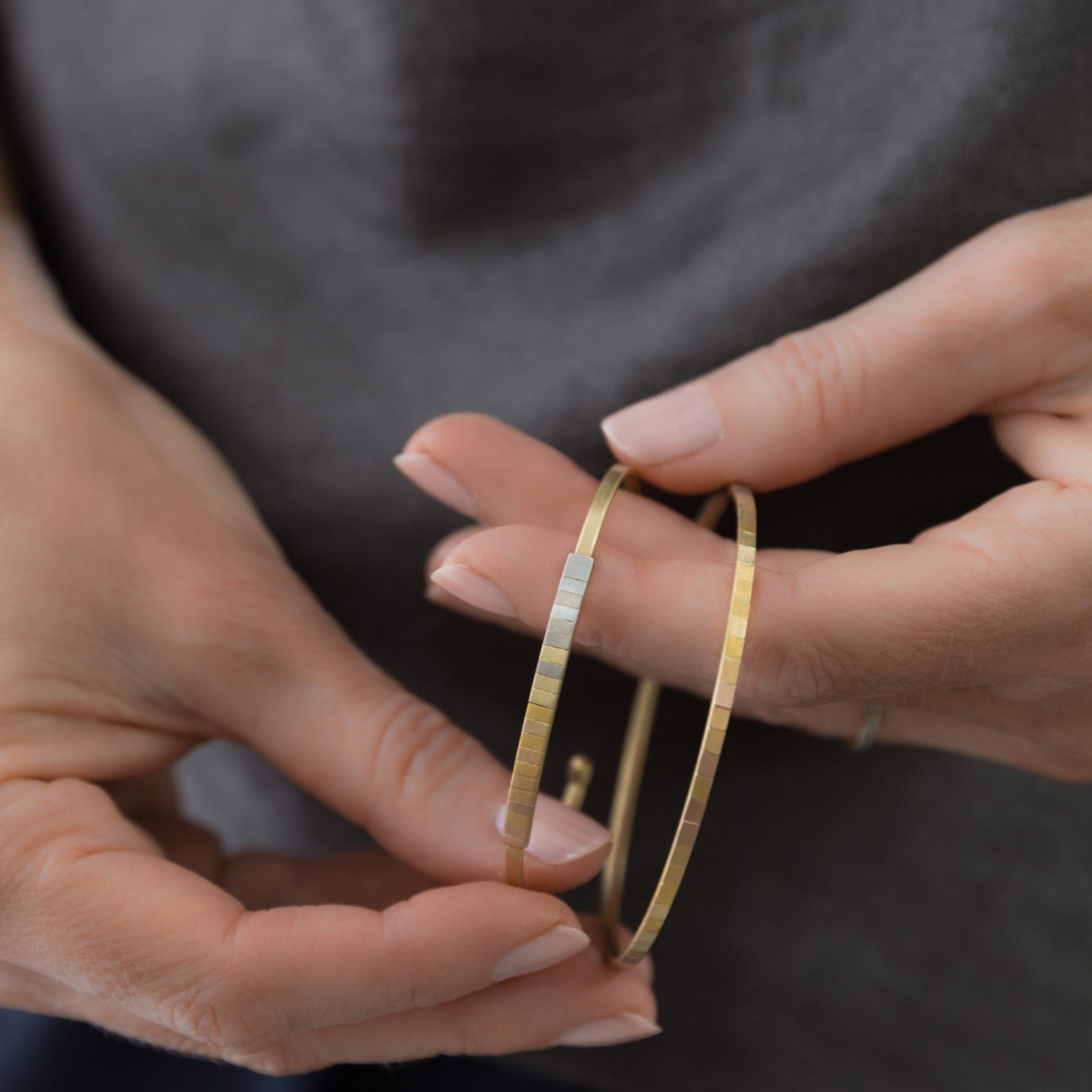 Sia Taylor 18K Rainbow Horizon Faceted Bangle-Sia Taylor-Thistle Hill