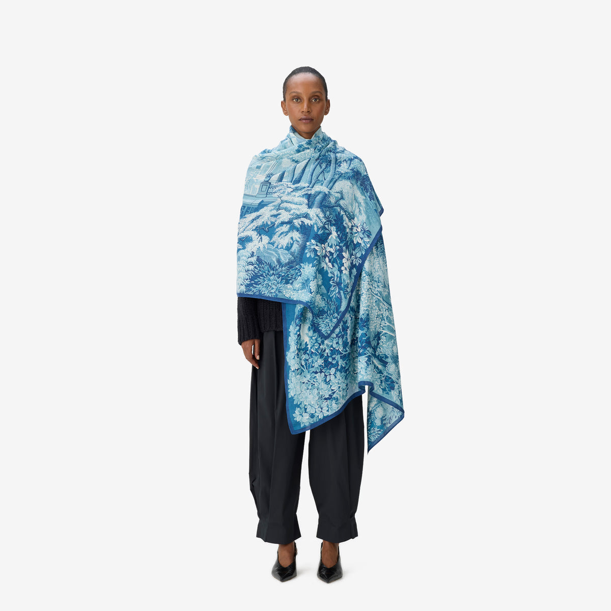 Inoui Editions Scarf 100 Come Duck Blue Scarf-Inoui Editions-Thistle Hill