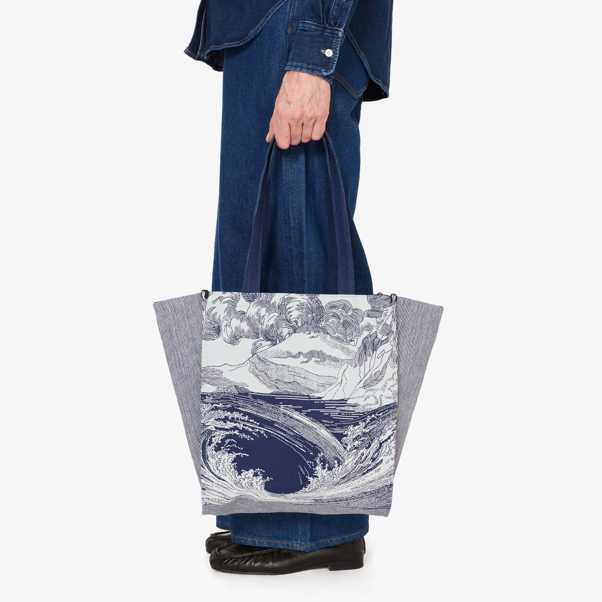 Inoui Editions Totebag Balthazar Nay Blue Marine-Inoui Editions-Thistle Hill