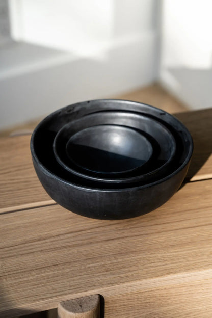 Black Stoneware Nesting Bowls
